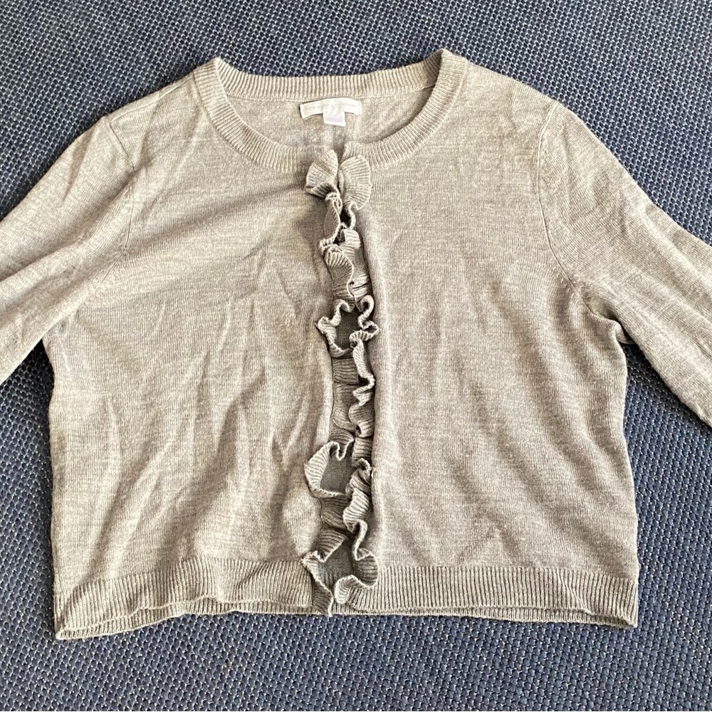 NY & Co. Gray Ruffle Cardigan